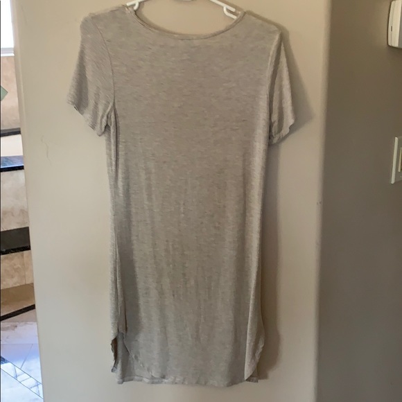 Comfy cutout T-Shirt dress - Picture 4 of 5